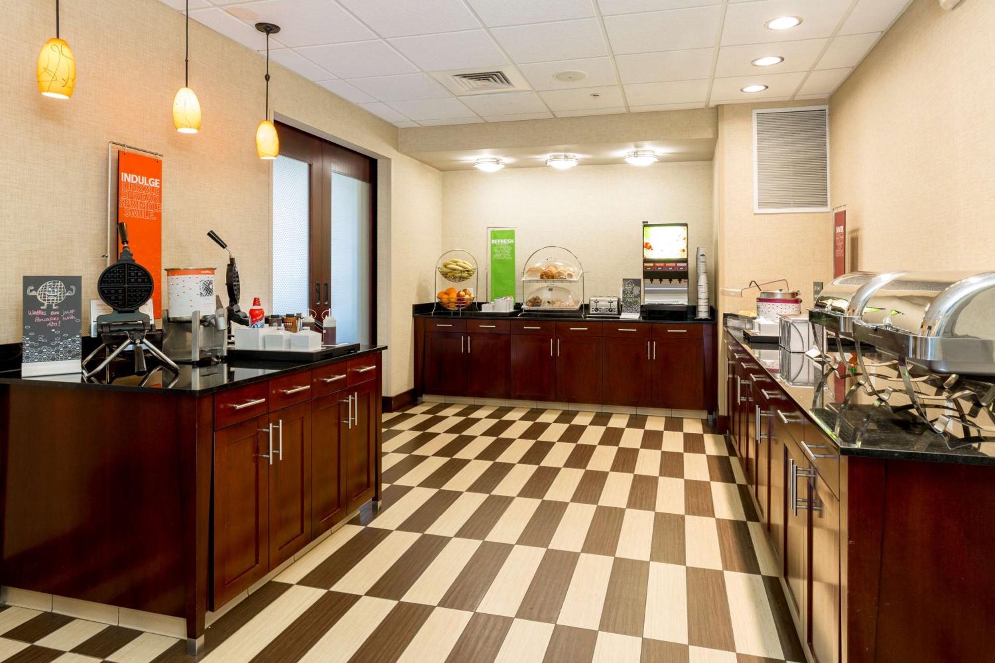 Hampton Inn Santa Barbara/Goleta Екстер'єр фото