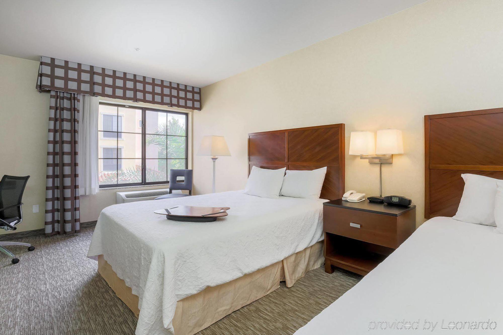 Hampton Inn Santa Barbara/Goleta Екстер'єр фото