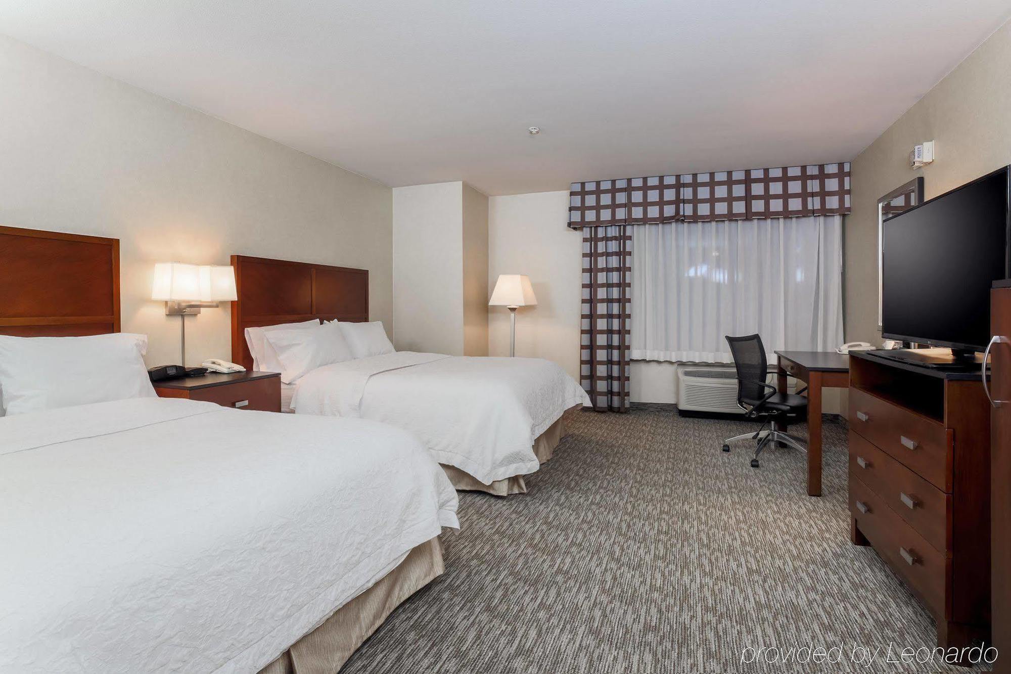 Hampton Inn Santa Barbara/Goleta Екстер'єр фото